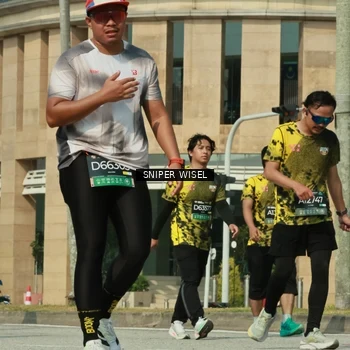 Runner Photo 6162885