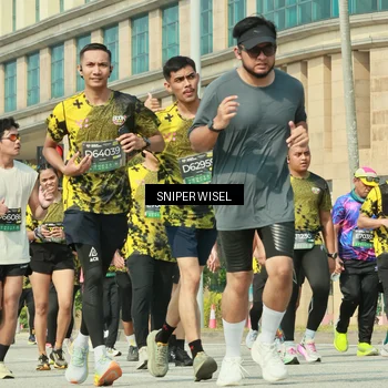 Runner Photo 6162923