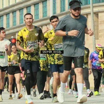 Runner Photo 6162949