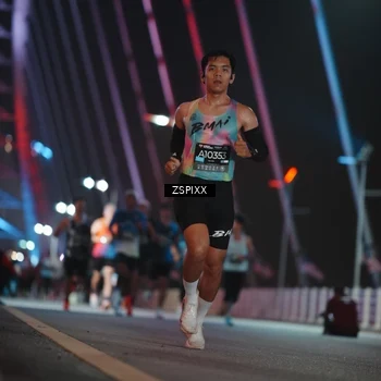 Runner Photo 6162954