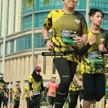 Runner Photo 6163022