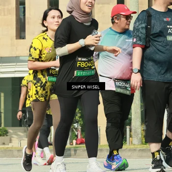 Runner Photo 6163037