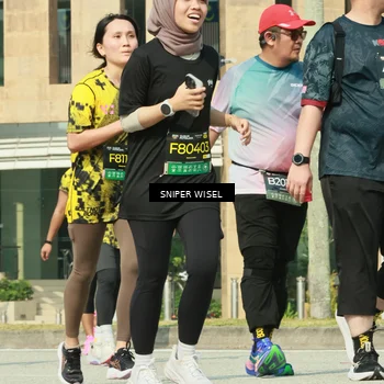 Runner Photo 6163038