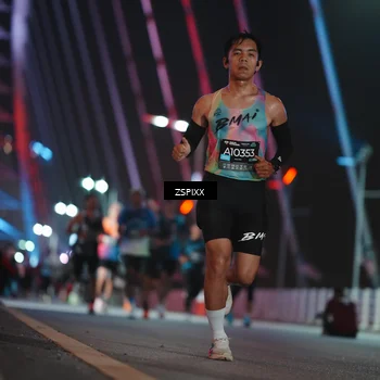 Runner Photo 6163043