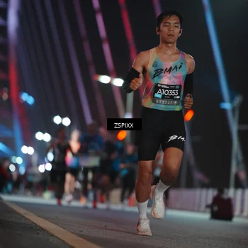 Runner Photo 6163142