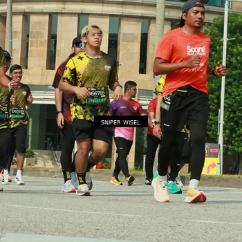 Runner Photo 6163215