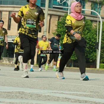 Runner Photo 6163254