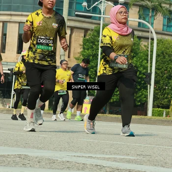 Runner Photo 6163263