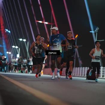 Runner Photo 6163290