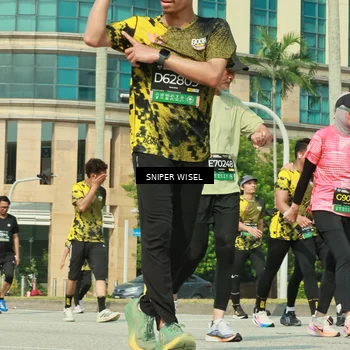 Runner Photo 6163302