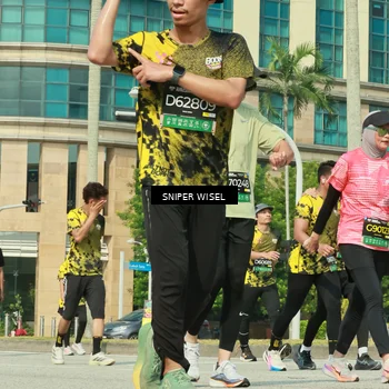 Runner Photo 6163304