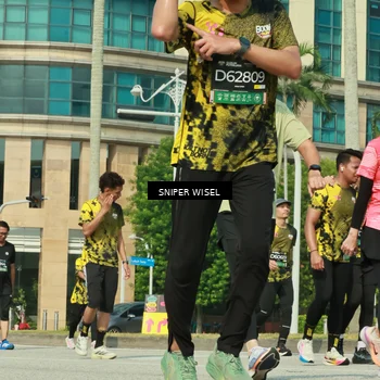 Runner Photo 6163319