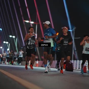 Runner Photo 6163485