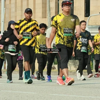 Runner Photo 6163505