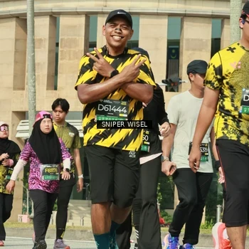 Runner Photo 6163525