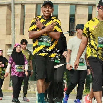 Runner Photo 6163542