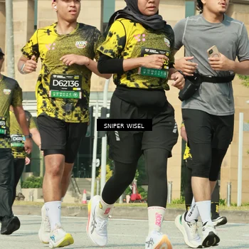 Runner Photo 6163605