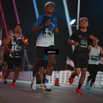 Runner Photo 6163719