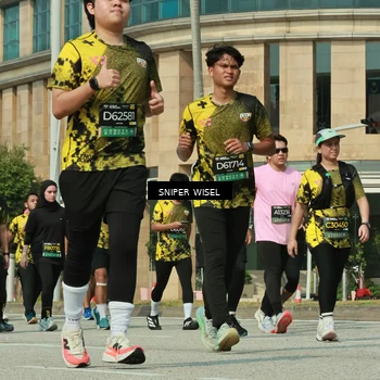 Runner Photo 6163813