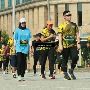 Runner Photo 6163868