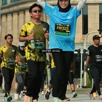 Runner Photo 6163944