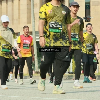 Runner Photo 6164115