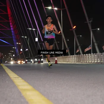 Runner Photo 6164216