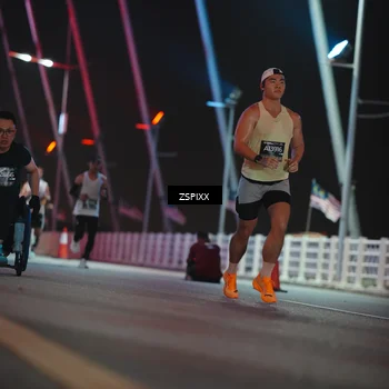 Runner Photo 6164334