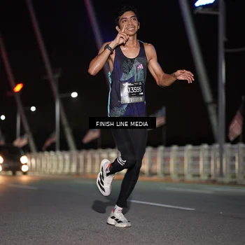 Runner Photo 6164379