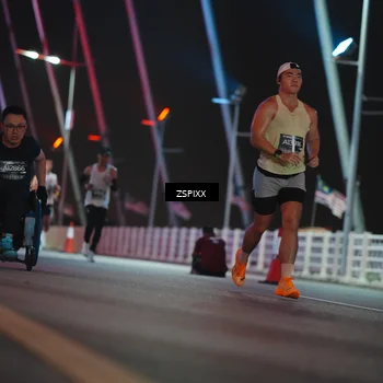 Runner Photo 6164393