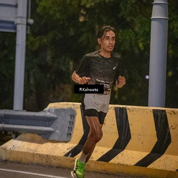 Runner Photo 6164434