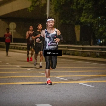 Runner Photo 6164445
