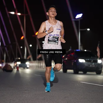 Runner Photo 6164619