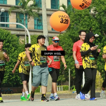 Runner Photo 6164732
