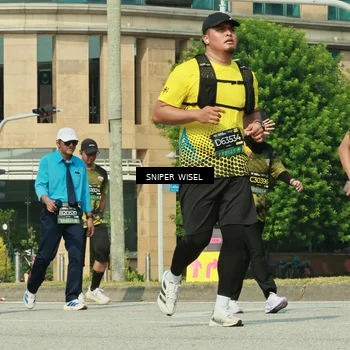 Runner Photo 6164752