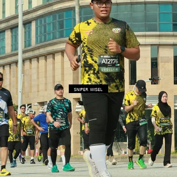 Runner Photo 6164895