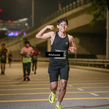 Runner Photo 6164946