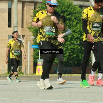 Runner Photo 6165018