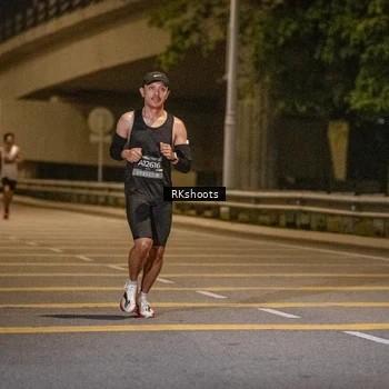 Runner Photo 6165024