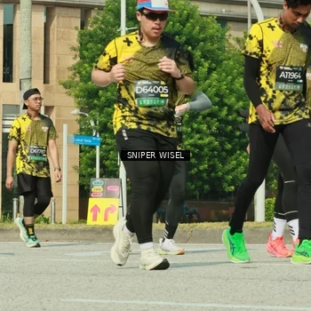 Runner Photo 6165031