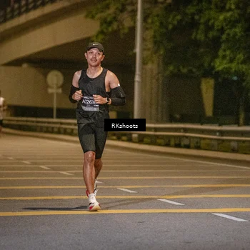 Runner Photo 6165035