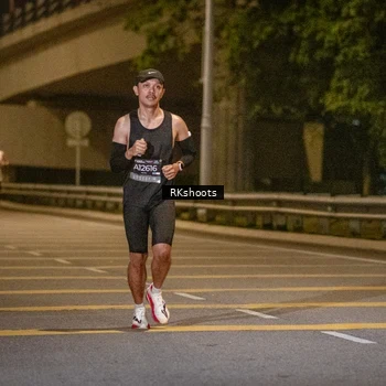 Runner Photo 6165051