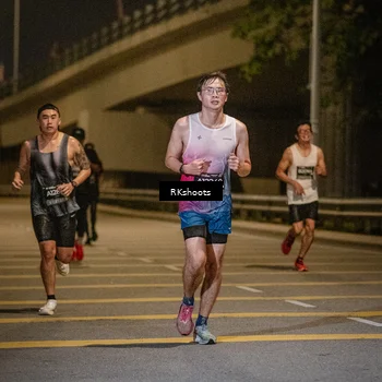 Runner Photo 6165073