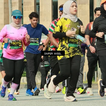 Runner Photo 6165105