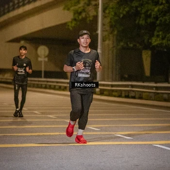 Runner Photo 6165110