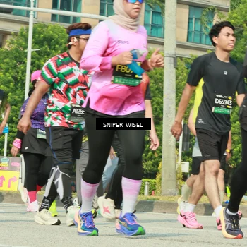 Runner Photo 6165115
