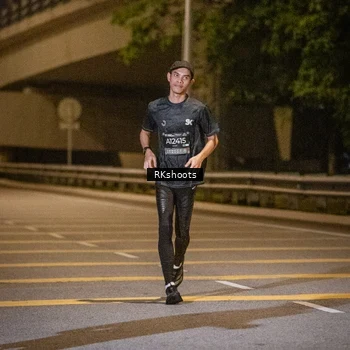 Runner Photo 6165124