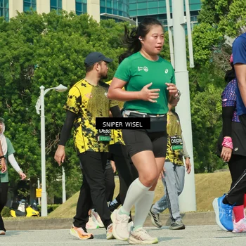Runner Photo 6165150