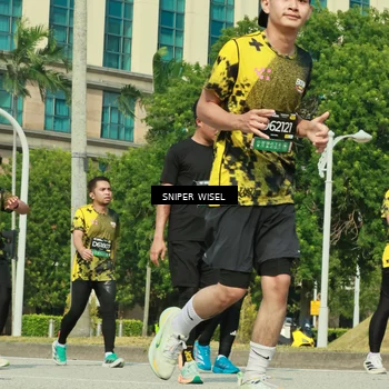 Runner Photo 6165237