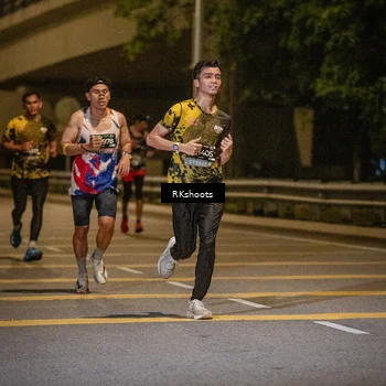 Runner Photo 6165343